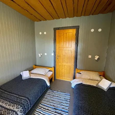 ホステル Kalameeste Maja ムストベー