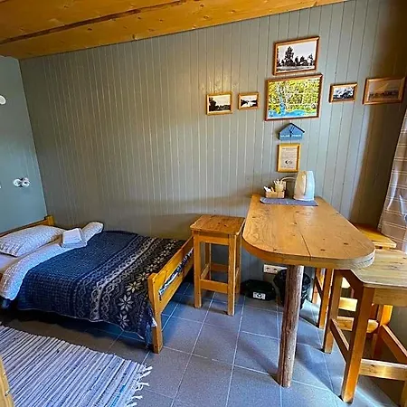 Hostel Kalameeste Maja Mustvee