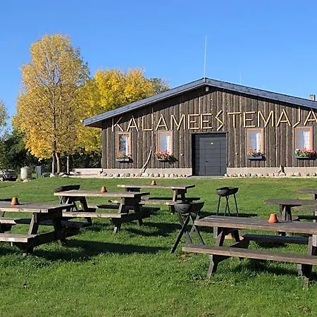 Kalameeste Maja Hostel *